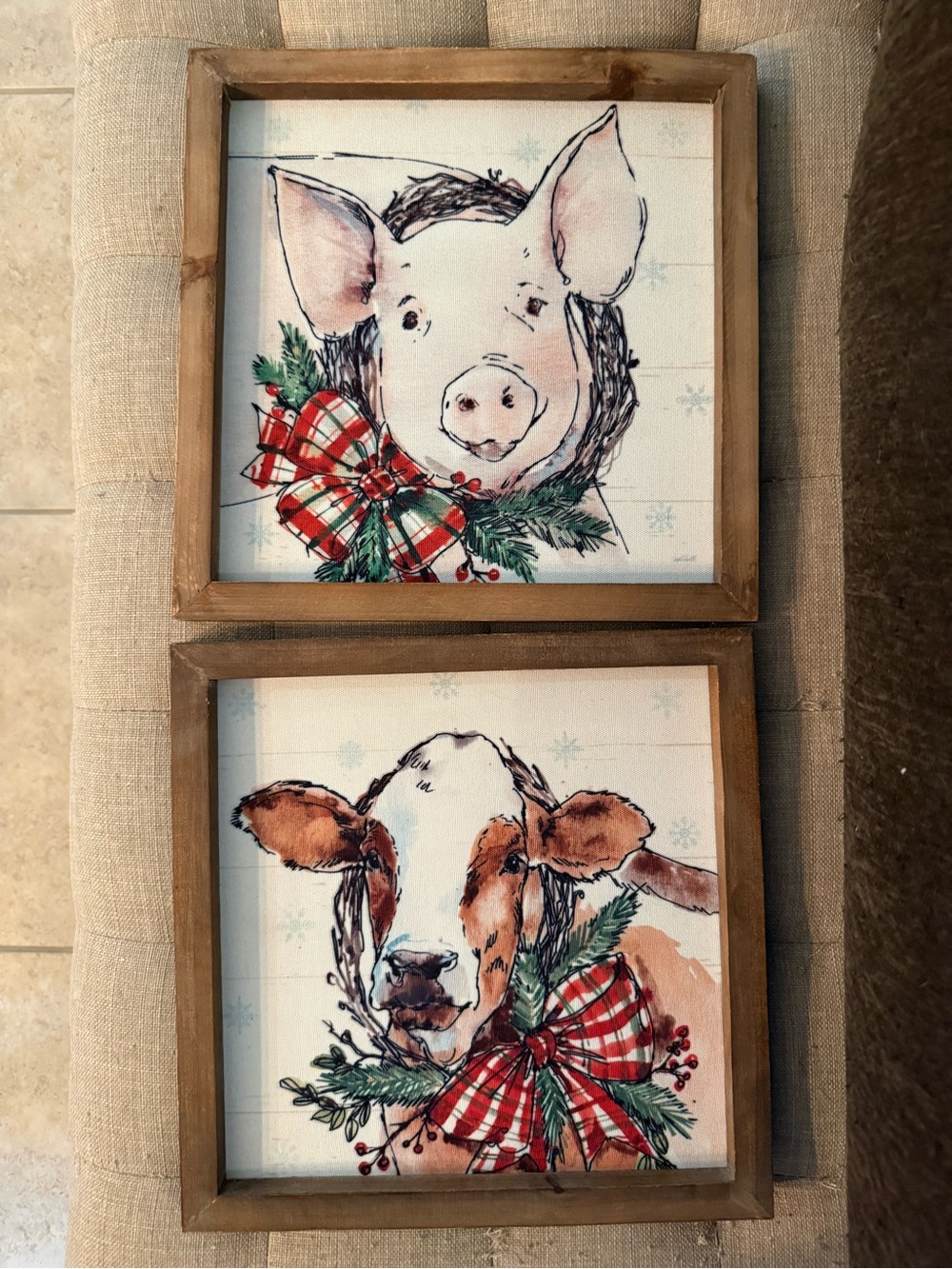 Hobby Lobby Plaid Bow Pig & Cow Holiday Wall Art - Red, Green, Brown